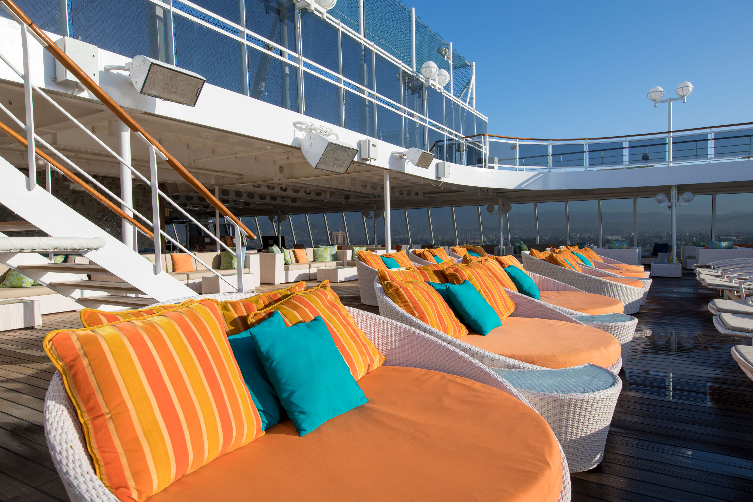 Crystal Cruises - Crystal Serenity - Seahorse Pool 1.jpg